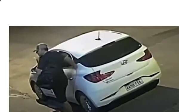 Video: robó en una bodega de Asunción y se llevó dinero y bebidas - Policiales - ABC Color