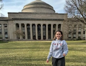 Joven paraguaya elige MIT para estudiar en EE.UU.