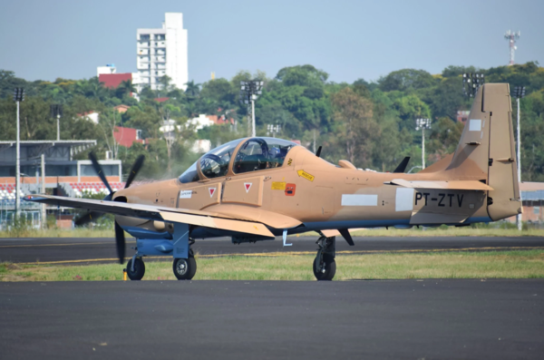 Paraguay compraría de Brasil 6 aviones Súper Tucano por valor de USD 121 millones - Megacadena - Diario Digital
