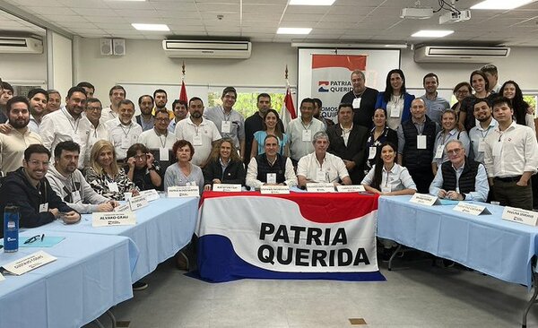PPQ apela a la “ética y decencia” de Penner y le exige la renuncia a la banca