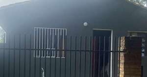 La Nación / Mujer denuncia intento de desalojo de su casa
