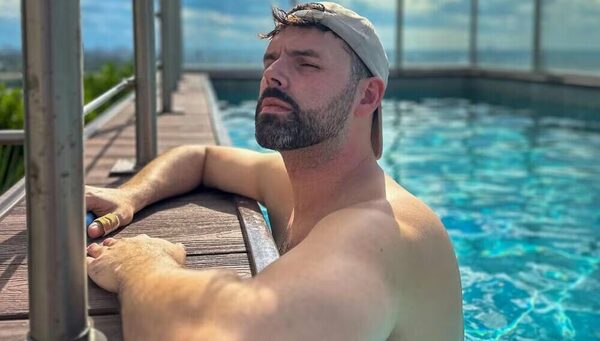Paul Landó denuncia homofobia y discriminación en shopping de Asunción