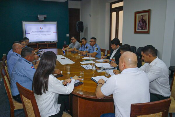 Senatur articula acciones de cooperación para garantizar seguridad de turistas - .::Agencia IP::.