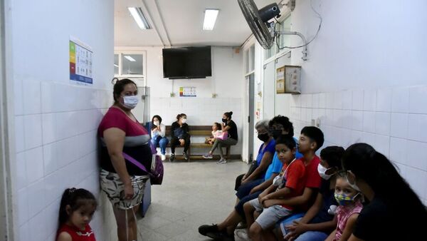 Alarmante: hospitales registran aumento de casos de influenza y covid - Unicanal