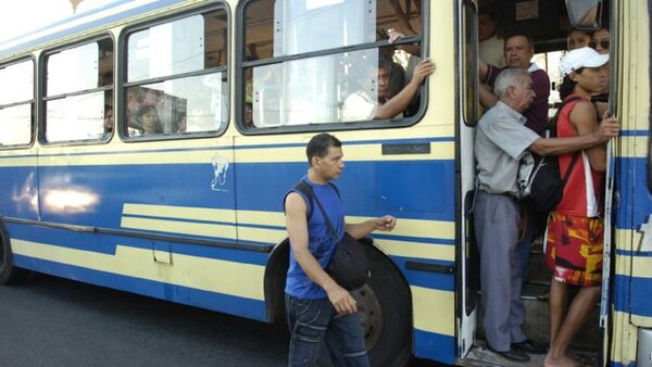 El Gobierno soporta nuevo intento para aumentar el pasaje