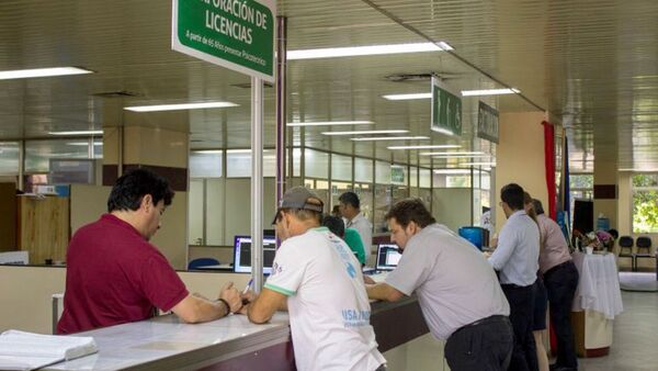 Registro de conducir de Asunción vence este mes y estos son los pasos para evitar la multa