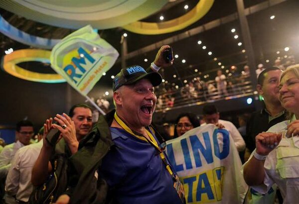 Mulino, delfín de Martinelli, encabeza con 34% las elecciones en Panamá