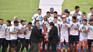 El recién ascendido San Antonio se corona en Bolivia y jugará la Copa