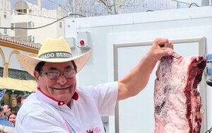 Asado Benítez culminó con éxito su tour por España