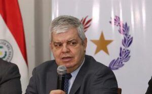 “El Estado paraguayo está colapsado”, advirtió el ministro Riera - El Trueno