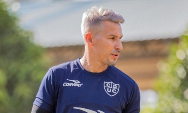 A lo Icardi: Pelotero estrenó nuevo look