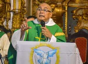 Video: sacerdote insta a las mujeres a no casarse con hombres menores porque “la van a pasar mal” - Nacionales - ABC Color