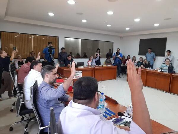 Declaran emergencia vial y ambiental en Luque - Nacionales - ABC Color