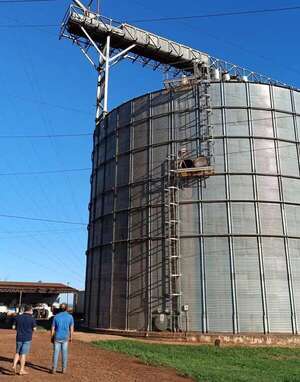 Hombre muere al caer a la turbina de un silo en Mbaracayú - ABC en el Este - ABC Color