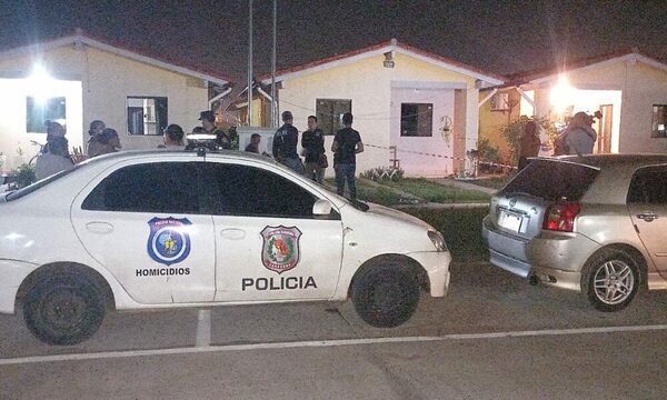 Mujer hallada muerta en complejo San Blas de Roque Alonso: Se trataría de un caso de feminicidio