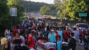 La migraci贸n global ha aumentado un 60% en lo que va de siglo y sus remesas un 550% - Revista PLUS