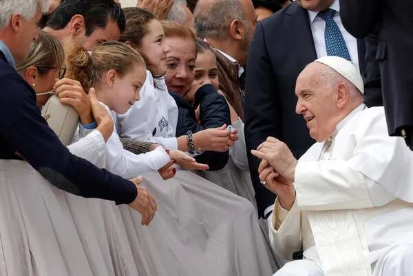 El papa Francisco se refirió a la economía liberal y alertó de un riesgo - Mundo - ABC Color