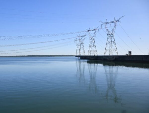 Destacan la urgencia de invertir en la ANDE tras acuerdo energético de Itaipú · Radio Monumental 1080 AM
