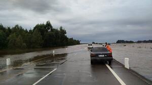 Más de 700 desplazados en Uruguay por inundaciones - Unicanal