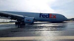 Video: Avión de carga sufre fallas en su tren delantero al aterrizar en Turquía