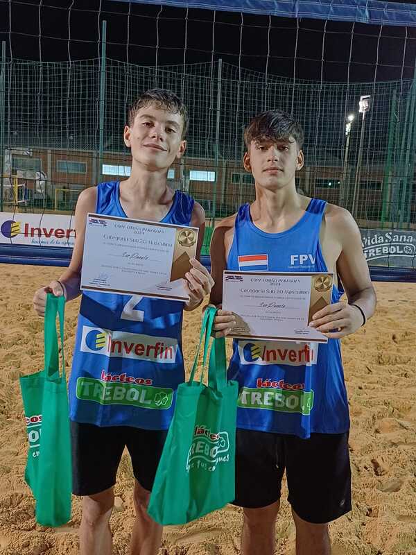 Dupla encarnacena brilla en torneo de voley de playa en Asunción