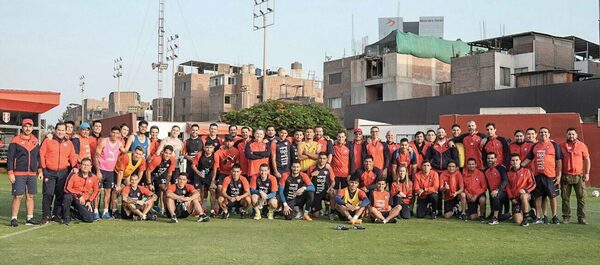 Versus / Cerro Porteño ilusiona a su afición con un contundente mensaje antes del juego copero