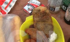 Hinchas de Boca metieron una “milanesa de marihuana” en nuestro país