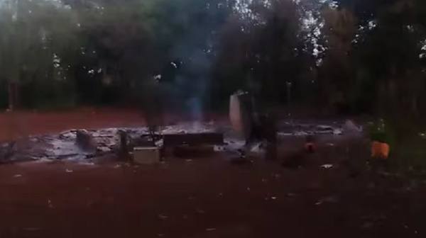 Adolescente muere por descarga eléctrica al intentar sofocar un incendio - Noticiero Paraguay
