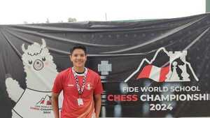 Histórico: Un paraguayo campeón del mundo de ajedrez S15