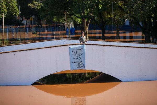 Tragedia en RS: el número de desaparecidos llega a 130