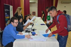 EBY realizará desembolso por renovación de becas a universitarios de Itapúa - .::Agencia IP::.