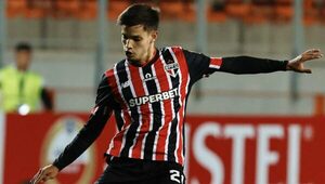 Versus / Con Damián Bobadilla como titular, Sao Paulo derrota a Cobresal y clasifica a octavos