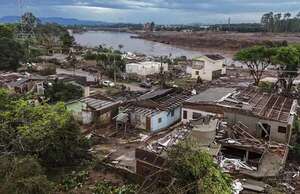 Centenar de muertos y desaparecidos en el sur de Brasil por las devastadoras inundaciones - Mundo - ABC Color