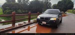Buscan a escribana desaparecida tras aparentemente arrojarse al río Monday con sus hijos - ADN Digital