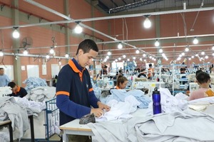 Empresa de confecciones ampliará sus operaciones en la zona de Alto Paraná - .::Agencia IP::.