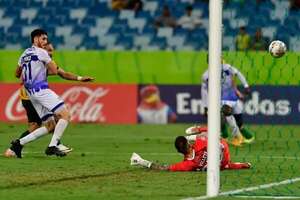 Vídeo: El doblete de Isidro Pitta para la goleada de Cuiabá - Fútbol Internacional - ABC Color