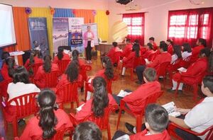 Estudiantes de La Paloma recibieron charla sobre responsabilidad penal, drogadicción y tipos de violencia