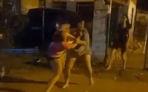 Violenta pelea entre vecinas en Puerto Botánico de Asunción