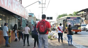 Gobierno quiere evitar el paro de transporte y convoca a los gremios involucrados - La Tribuna