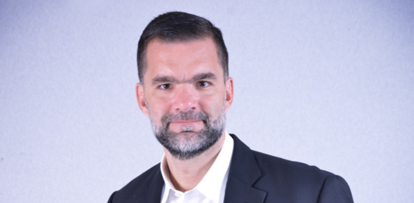 Roberto Laratro es el nuevo director general de Tigo Paraguay - Revista PLUS