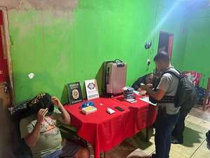 Allanan vivienda utilizada como base para envíos de cocaína en maletas - ABC en el Este - ABC Color