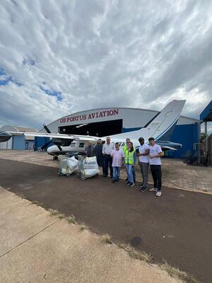 Aeronave con medicamentos donados por la UCP partió con destino al sur de Brasil