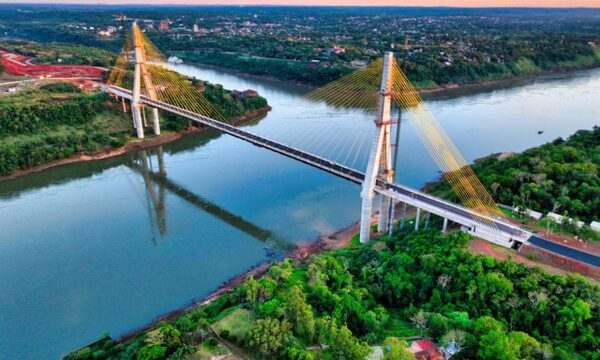 Concejal pide que el desfile se realice en la cabecera del Puente de la Integración – Diario TNPRESS