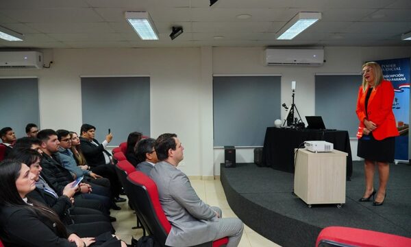 Funcionarios del Poder Judicial participan de workshop sobre manejo de fotografía y video