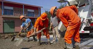 La Nación / Producción industrial argentina registró caída en marzo