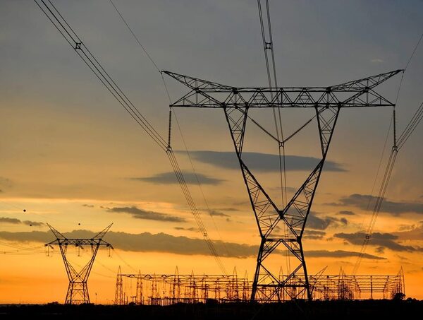 ANDE recibirá 70 millones de dólares para equilibrar tarifas eléctricas · Radio Monumental 1080 AM