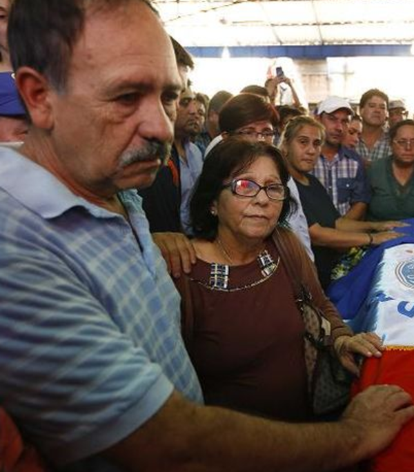 31M: padres de Rodrigo Quintana no formarán parte de la querella - PDS RADIO Y TV