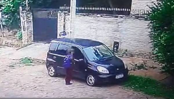 Video: Cámaras de seguridad captan intento de rapto de un menor en Lambaré - La Tribuna