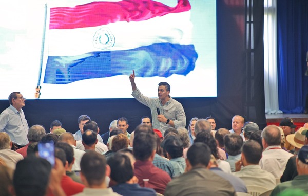 Peña reafirma compromiso de defender al sector productivo ante reglamento de la UE