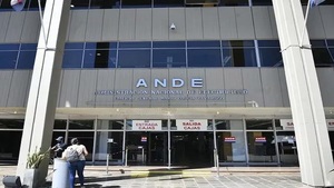 ANDE recibirá USD 70 millones para equilibrar tarifas eléctricas - Noticias Paraguay